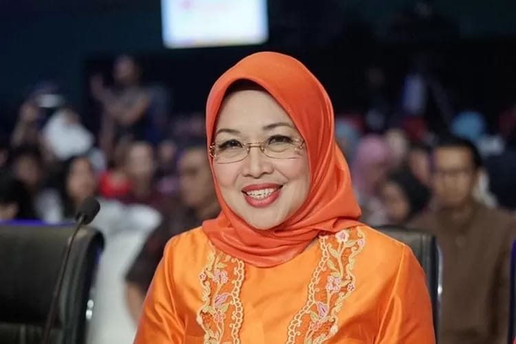 Rektor STIAMI Sylviana Murni